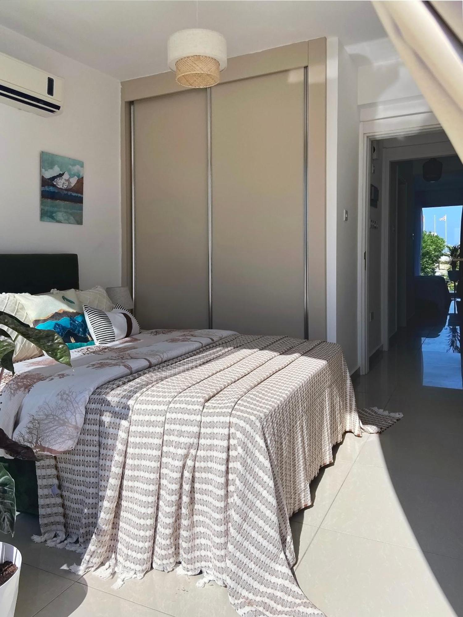 Spacious Three-Bedroom Apartment With Sea View A4 Lapithos  Ngoại thất bức ảnh